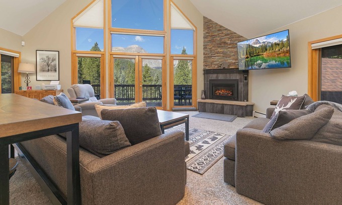 Breckenridge Casa | Forest View Lodge: Breathtaking Mountain Views