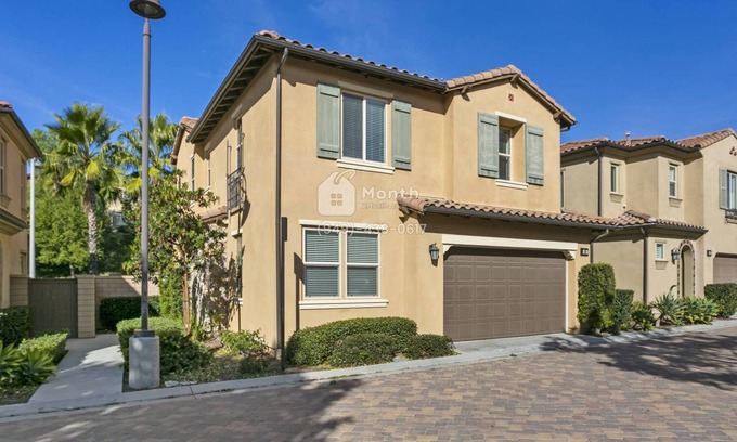 Lake Forest Casa | Forest Vista on Clover
