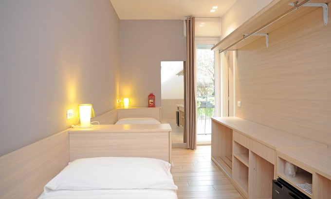 Rho Casa | Foresteria Rhodense Via Italia