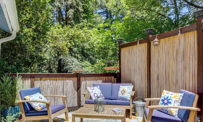Hacienda Cabaña | Forestville Vacation Rental w/ Russian River Views
