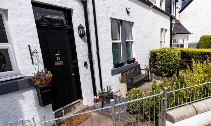 St. Andrews Cabaña | Forgan Cottage - cabaña histórica para 6 personas y admite mascotas