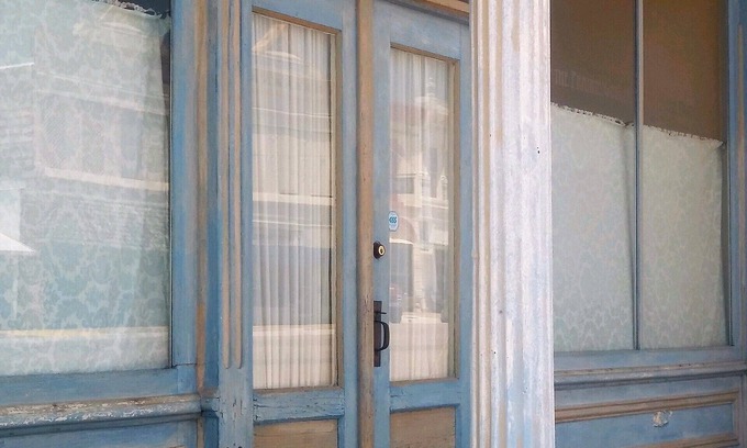 Sedan Casa | Former Art Gallery is now spacious lodging