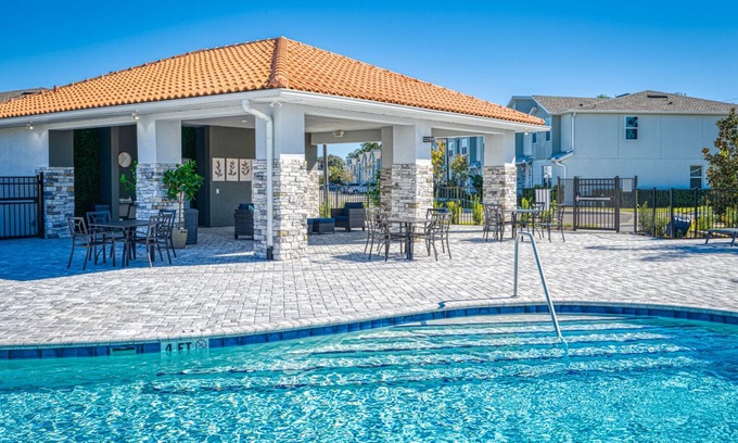 West Kissimmee Casa | Formosa Valley Resort by UNE Homes