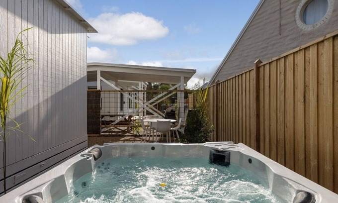 Surf Beach Casa | Forrest Caves Retreat