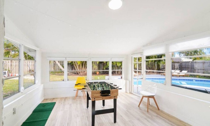 Central Corals Casa | Fort Lauderdale Pool House | Hidden Gem
