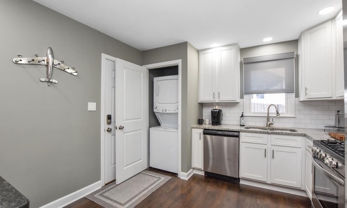 Fort Mill Casa | Fort Mill-Rock Hill Buy 3 get 1 Free night! Close to everything in FM & RH