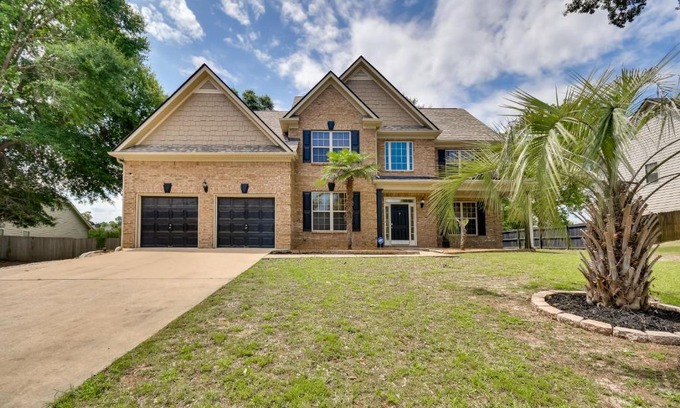 Fort Mitchell Casa | Fort Mitchell Vacation Rental with Home Office!