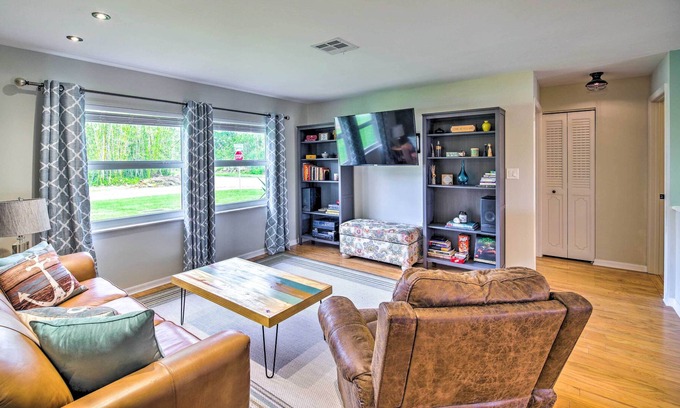 Lakewood Park Casa | Fort Pierce Retreat w/ Private Pool + Kayak!