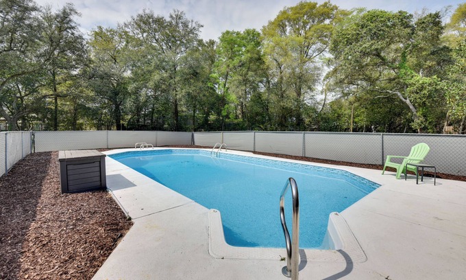 Ocean City Casa | Fort Walton Vacation Rental w/ Private Pool!