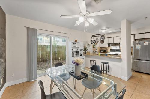 Fort Walton Beach Casa | Fort WB Haven with BBQ 15 Mins to Beach
