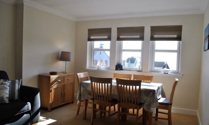 Kilrenny Apartamento | Forth View- stylish upper apartment with sea views