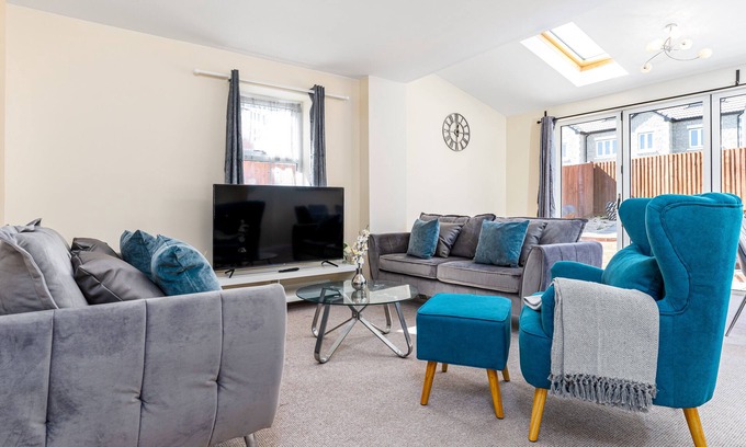 Staple Hill Apartamento | Fortified Cosy 4 bedroom Holly Lodge