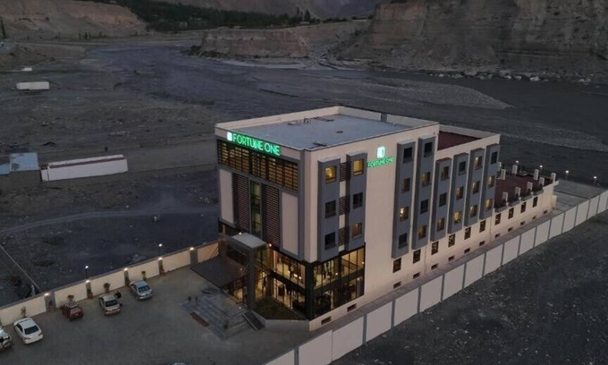 Azad Kashmir Hotel | Fortune One Hotel Sost Hunza