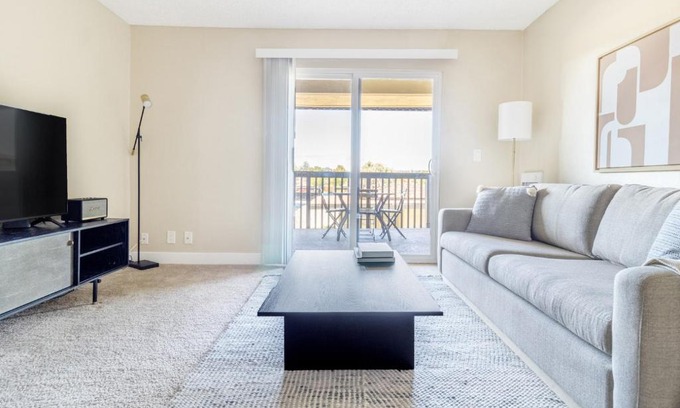 Foster City Apartamento | Foster City 2BR w Gym Pool WD nr highways SFO-566