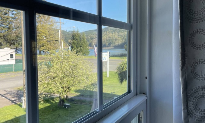 Sweet Home Casa | Foster Lake Inn