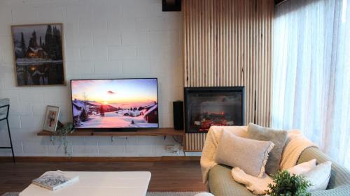 Hotham Heights Casa | Fountains 4