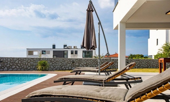 Zidarici Apartamento | Apartamento de cuatro habitaciones con una terraza Vantacici, Krk (A-21738-a)