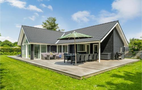 Saksild Strand Casa | Four-Bedroom Holiday Home In Odder