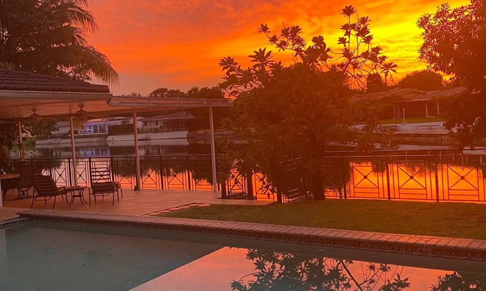 South Miami Casa | Amplia Waterfront Vacation Home, Cerca de Coral Gables, el Grove y U de M
