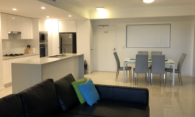 Hurstville Apartamento | Four bedrooms Apartment