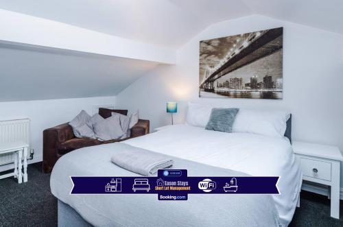 Chorley Casa | Four BR House By Eason Stays Short Lets & Serviced Accommodation Chorley With Free Parking
