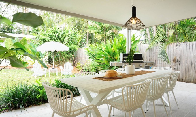 Trinity Beach Casa | Four Palms:walk to beach& restaurants-Pets Welcome!