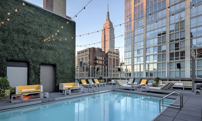 Rose Hill Hotel | Four Pet-friendly Units with Balcony, Onsite Parking, Pool, Walk to Union Square