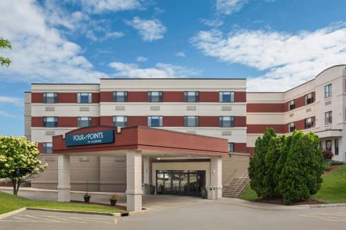 Milwaukee Hotel | Four Points by Sheraton Milwaukee Airport