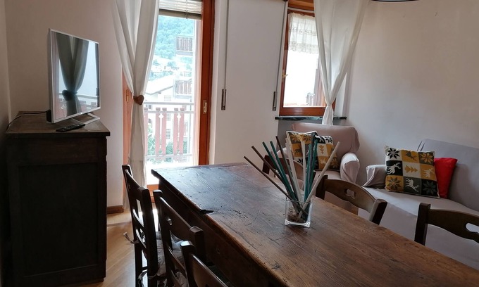 Courmayeur Apartamento | Apartamento de cuatro habitaciones Mont Blanc