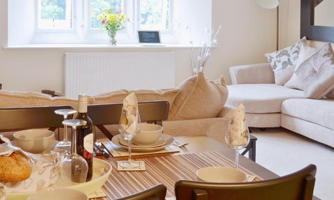 Wookey Hole Casa | Four School House