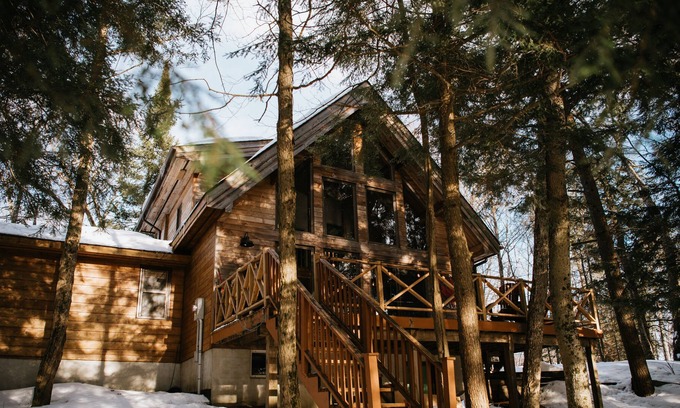 South River Cabaña | Four Season Cozy Cottage on the Lake.