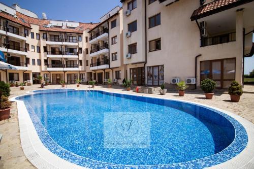 Avren Apartamento | Four seasons apartment - Oasis beach resort