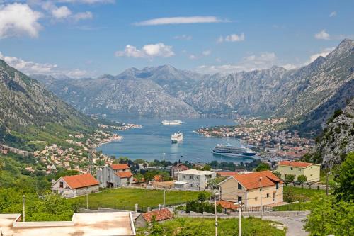 Skaljari Apartamento | Four Seasons Apartments
