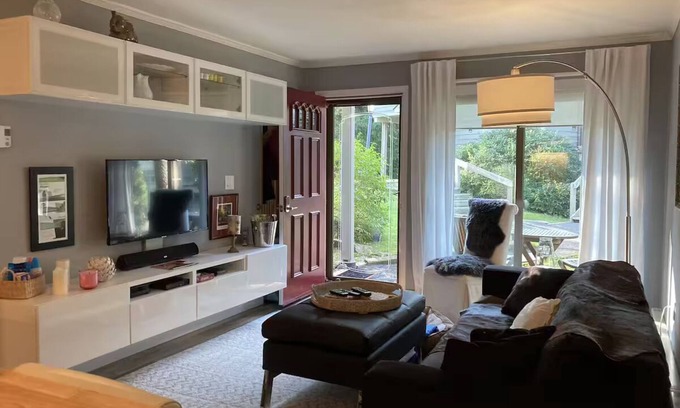 Hunter Condominio | Four Seasons Luxury Mountain Retreat next to hiking trails