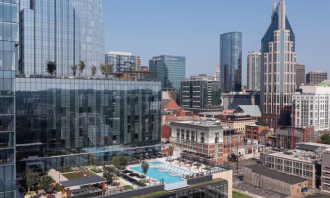 Sobro Hotel | Four Seasons Nashville