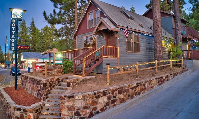 The Village Cabaña | Fox Bear Cottages Big Bear