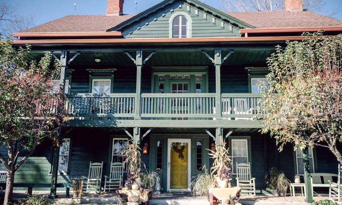 Glenwood Cama Y Desayuno | Fox & Bear Lodge