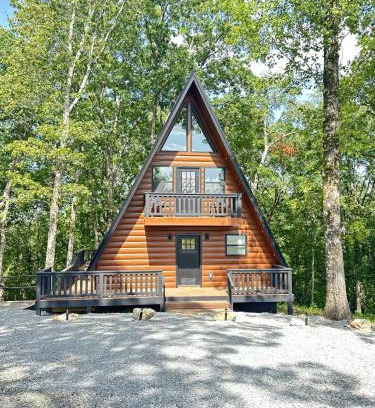 Jones Mills Casa | Fox Hill Cabin Where Country Charm Meets Town Convenience