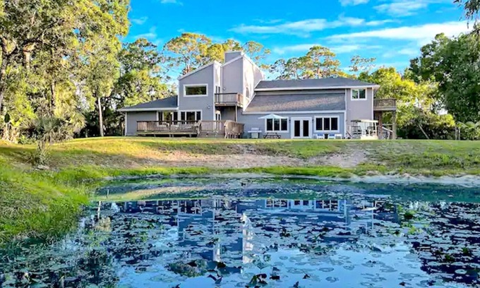Jupiter Casa | Fox Ranch Estate on 2. 5 Acres in Jupiter, Game Room, Perfect for large groups