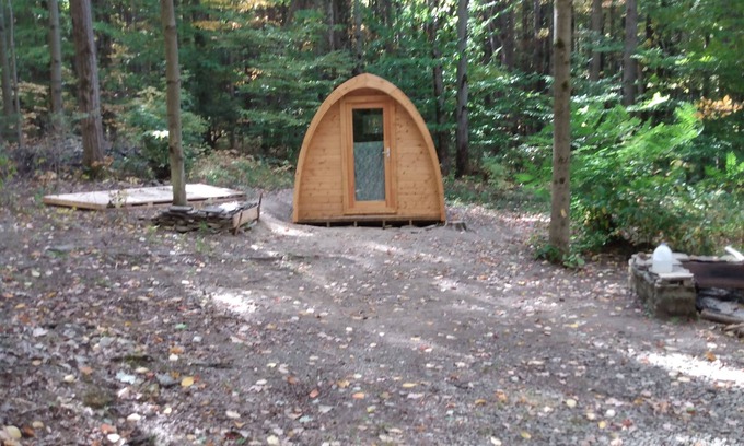 Etna Casa | Fox's Den Camping Pod at Camp Earth Connection