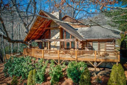 Sugar Grove Casa | Fox's Lair