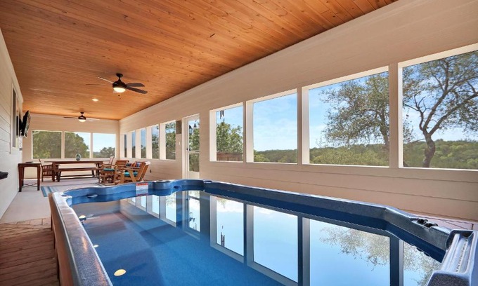 Canyon Lake Casa | Fox Trot