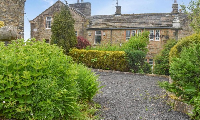 Worsthorne Casa | Foxstones Farm House