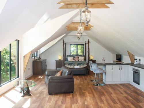Harrietsham Casa | Foxton Barn - Uk47297