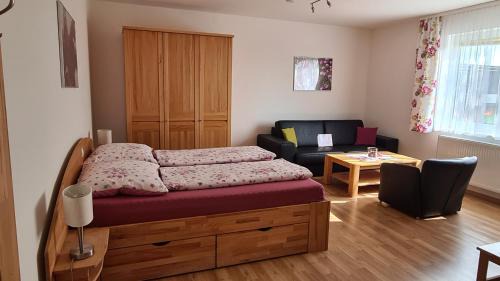 Gneixendorf Casa | Frühstückspension Täuber