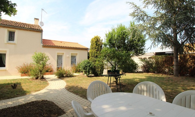 Saint-Georges-des-Gardes Cabaña | Casa rural Chemillé-en-Anjou-Chemillé-Melay, 3 dormitorios, 6 personas