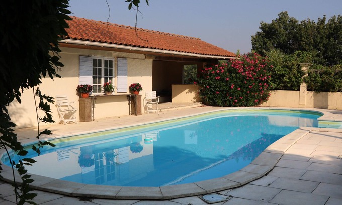Escueillens-et-Saint-Just-de-Belengard Casa | Vacation home in the south of France with breathtaking views