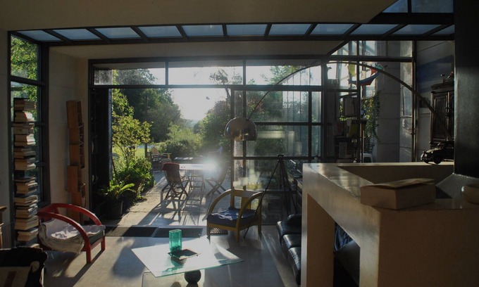 Javerlhac-et-la-Chapelle-St-Robert Casa | Gran casa contemporánea con parque y piscina.