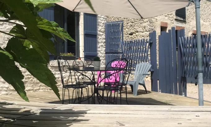 La Chapelle-Saint-Martin-en-Plaine Casa | Homerez - Casa para 4 pers. con jardín en La Chapelle-Saint-Martin-en-Plaine