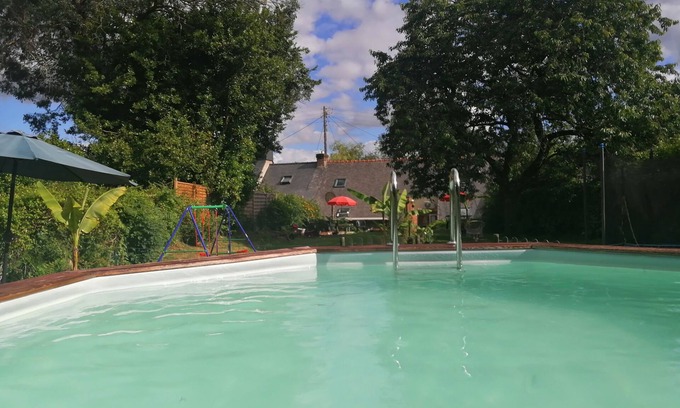 Saint-Nicolas des Eaux Casa | Ti dour house in brittany 4 pers heated pool 25 min from the sea